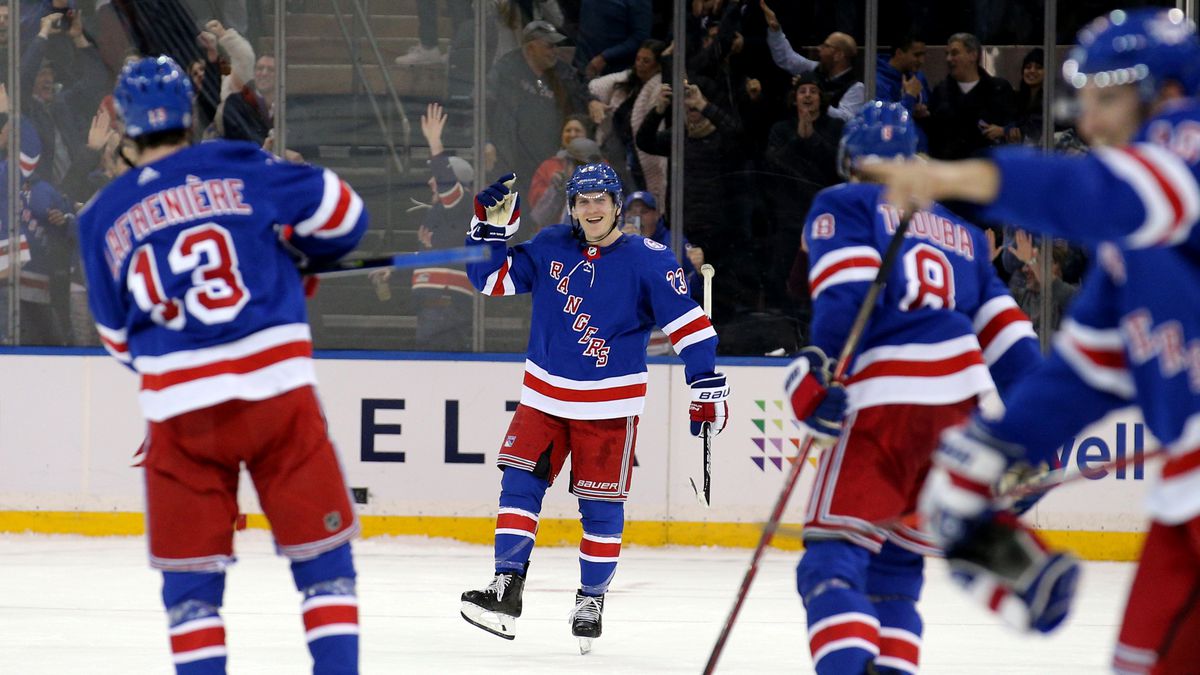 New York Rangers vinner på straffar